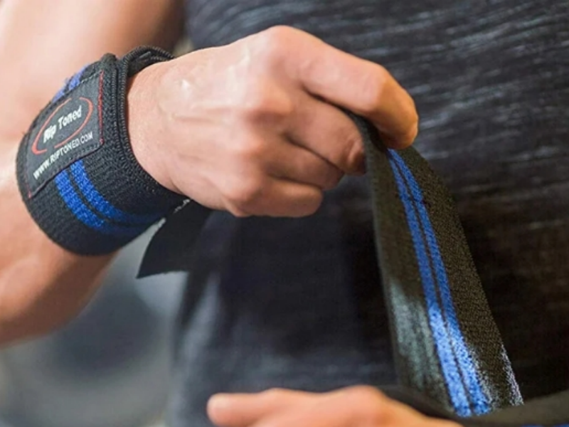 How To Choose The Right Sports Protective Gear for Yourself?