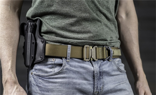 What do I need to know before buying a gun belt?