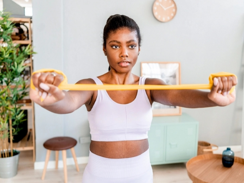 How Can Beginners Use Resistance Bands To Perform Full-body Training?